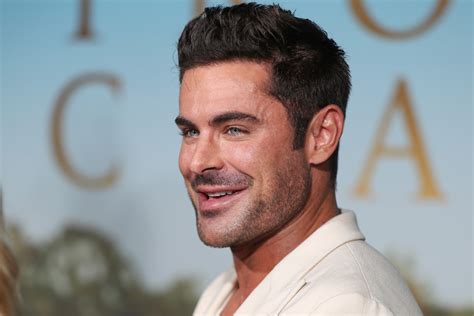 ZAC EFRON .